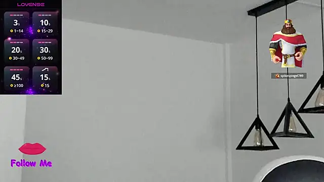 natasha logan  online show from March 7, 2025, 7:08 am