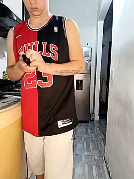 catire2323 online show from February 27, 2025, 12:21 am