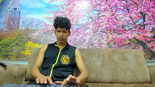 BvlgarVoyss online show from November 10, 2025, 7:13 pm