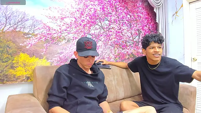 BvlgarVoyss online show from November 16, 2025, 6:35 pm