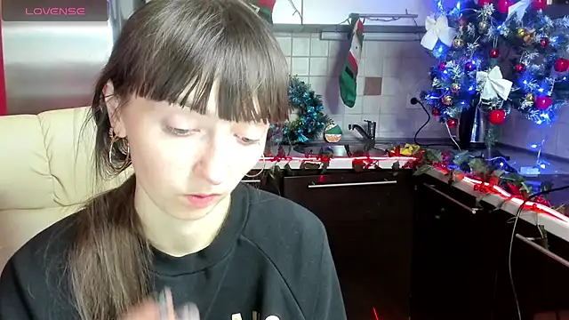 TayanaJons online show from December 28, 2024, 7:44 am