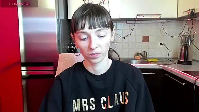 TayanaJons online show from February 10, 2025, 7:47 am