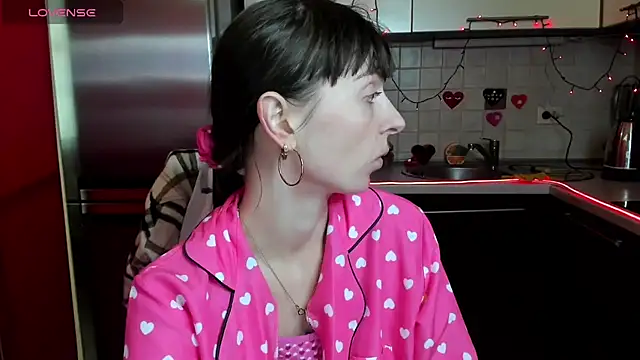 TayanaJons online show from February 17, 2025, 10:51 am