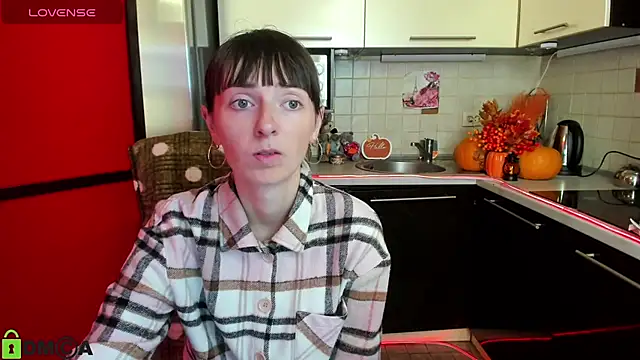 TayanaJons online show from October 21, 2025, 6:58 am