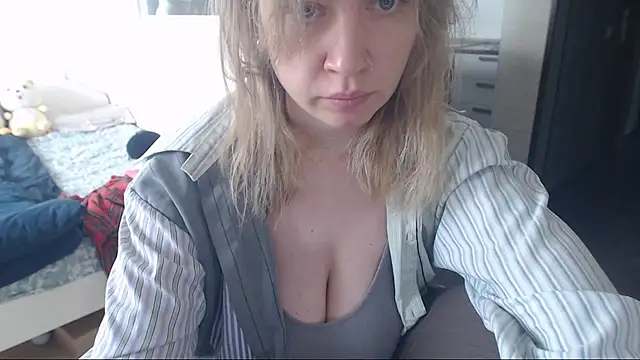 amanda kiss kiss online show from February 17, 2025, 11:55 am