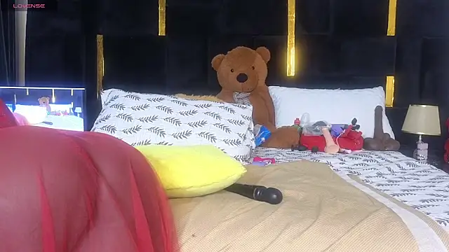 Sexy sharntel online show from October 15, 2025, 11:49 pm