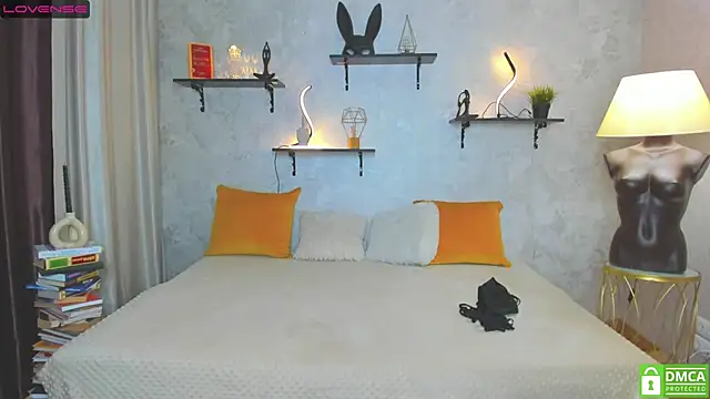 StripBianka online show from March 20, 2025, 4:31 pm