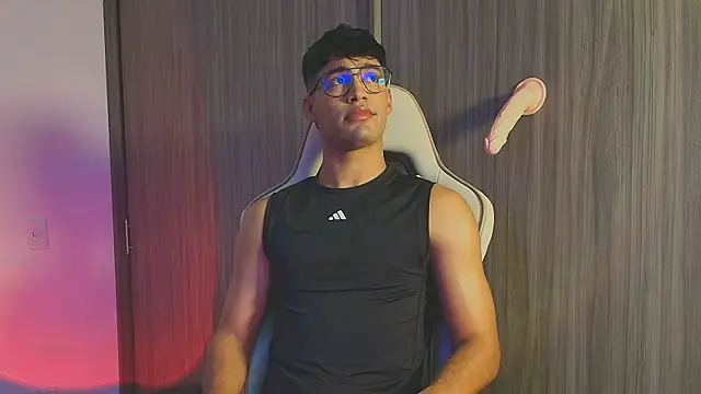 Jimmy Leeh  online show from October 26, 2025, 3:12 am