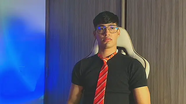 Jimmy Leeh  online show from October 29, 2025, 3:42 am