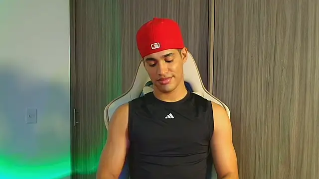 Jimmy Leeh  online show from November 10, 2025, 4:22 am