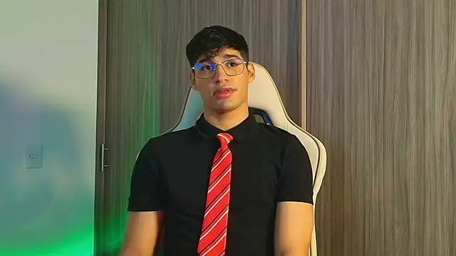 Jimmy Leeh  online show from November 14, 2025, 4:11 am