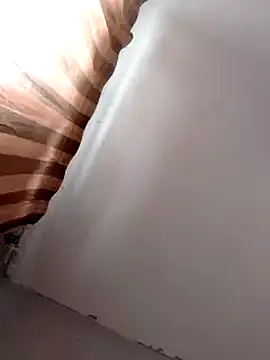 Snapshot of BustyWendy chatting on December 3, 2025, 8:00 am BustyWendy online show from December 3, 2025, 8:00 am