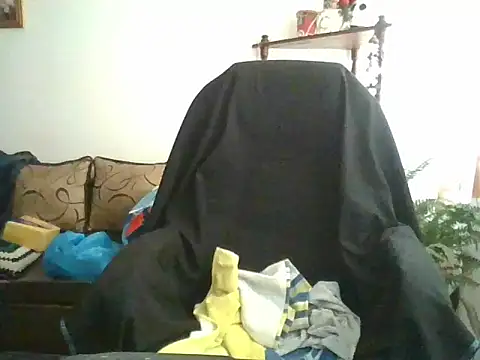 Snapshot of gianfranco1230 chatting on October 26, 2025, 1:06 pm gianfranco1230 online show from October 26, 2025, 1:06 pm