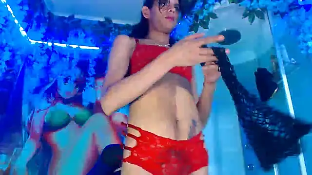 alessa brown74 online show from February 6, 2025, 1:54 pm