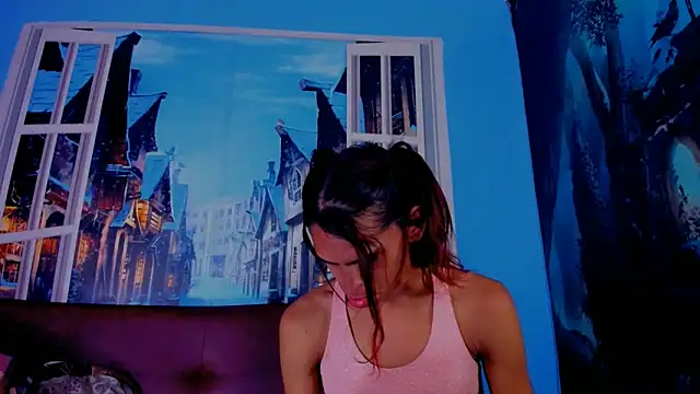 alessa brown74 online show from April 22, 2026, 2:18 pm