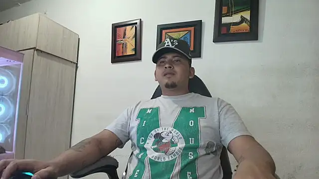 myke andrade online show from December 14, 2025, 1:11 am