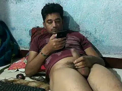 Rocobodymassager online show from March 5, 2025, 5:50 pm