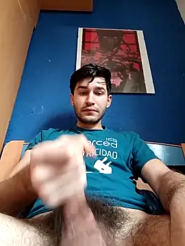 Esti02 online show from December 21, 2025, 10:33 am