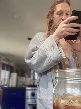 GoldenFlameGoddess online show from February 22, 2025, 7:03 pm