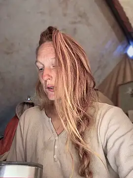 GoldenFlameGoddess online show from September 26, 2025, 3:16 pm