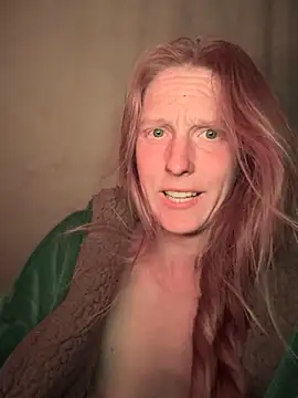 GoldenFlameGoddess online show from March 7, 2026, 6:32 am