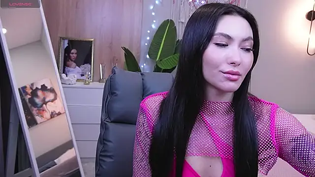 Molly Jons online show from March 21, 2025, 4:06 am