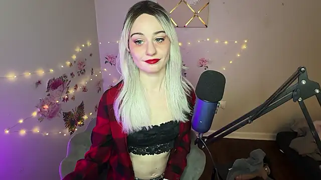 Starr1123 online show from February 13, 2026, 3:35 am