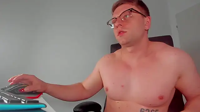 Findom guy online show from March 22, 2025, 6:14 pm