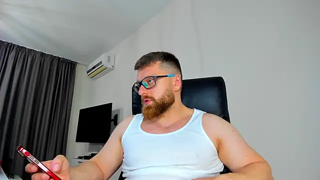 Findom guy online show from April 18, 2026, 4:11 pm