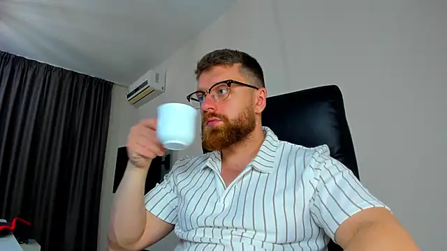 Findom guy online show from April 21, 2026, 12:00 pm