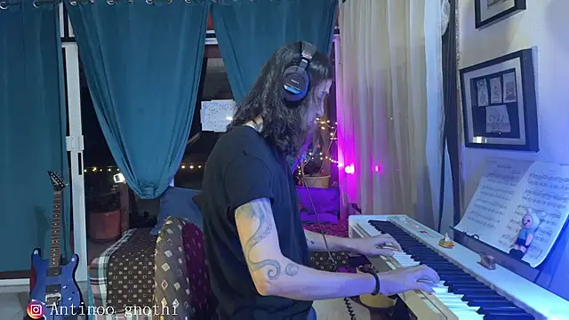 Antinoo Gnothi online show from December 2, 2024, 2:31 am