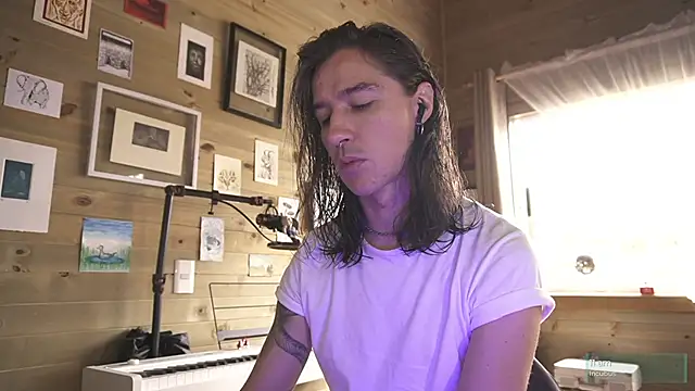 Antinoo Gnothi online show from March 5, 2025, 4:24 pm