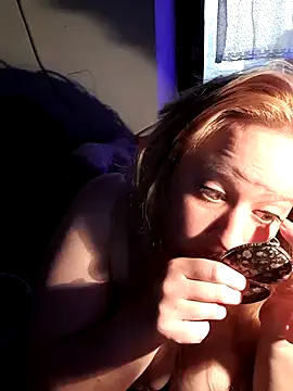 D Marinna online show from March 9, 2026, 4:11 pm