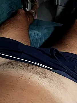 boy1983hot  online show from September 21, 2025, 10:44 pm