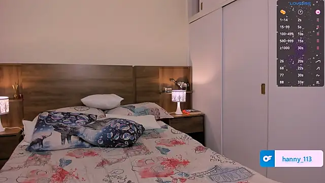 emily adams01 online show from January 9, 2025, 2:11 am