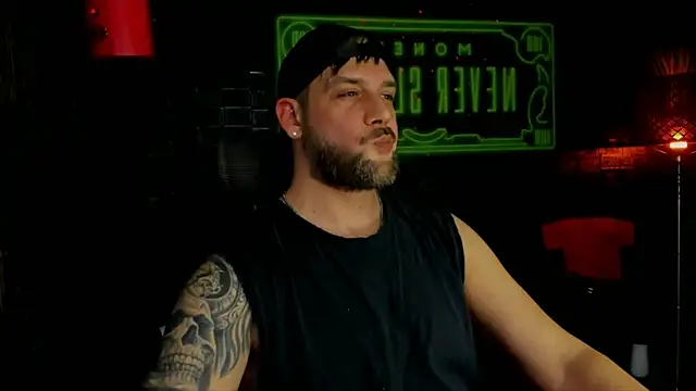 LexXHardy online show from February 19, 2025, 3:27 pm