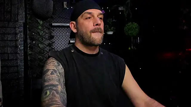 LexXHardy online show from April 21, 2026, 1:53 am