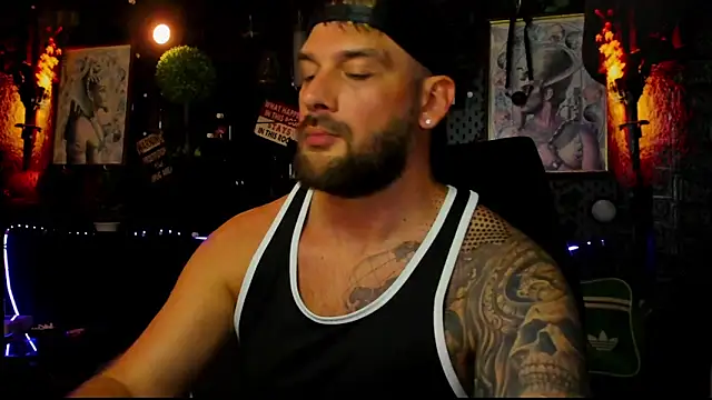Snapshot of LexXHardy chatting on July 11, 2026, 9:49 pm LexXHardy online show from July 11, 2026, 9:49 pm