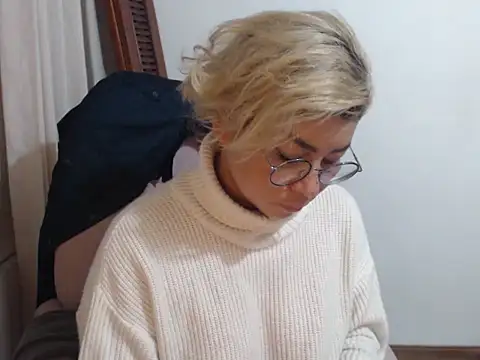 Snapshot of diane_fergusson chatting on March 29, 2026, 11:21 am diane fergusson online show from March 29, 2026, 11:21 am