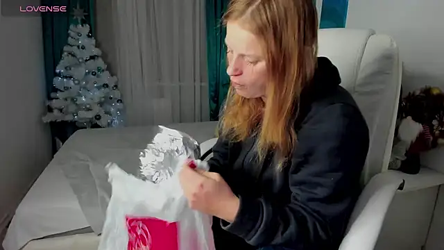 Kathlyn  Heath online show from January 6, 2025, 1:31 am