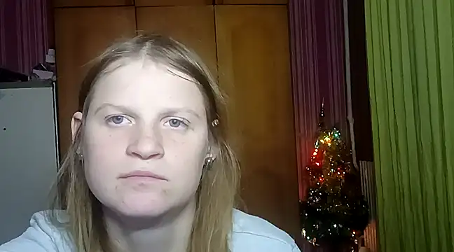 Kathlyn  Heath online show from February 17, 2025, 11:09 pm