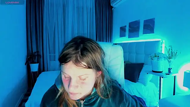 Kathlyn  Heath online show from March 12, 2025, 8:41 pm