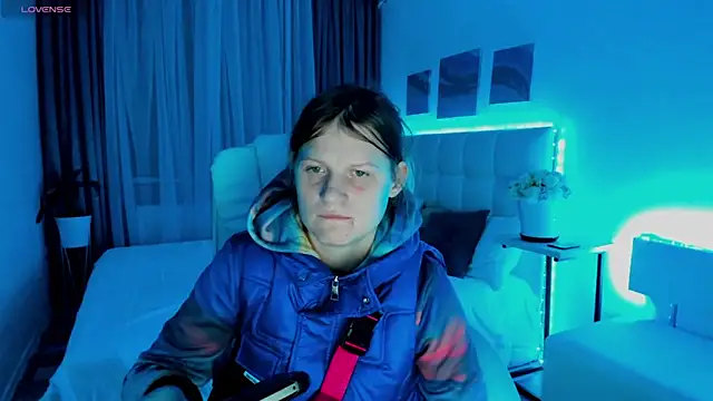 Kathlyn  Heath online show from March 13, 2025, 6:01 pm