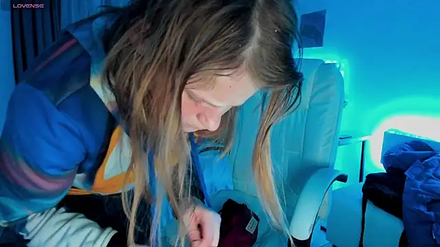 Kathlyn  Heath online show from March 15, 2025, 9:49 pm