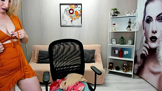 Cassandra Hotty online show from March 6, 2025, 4:41 am