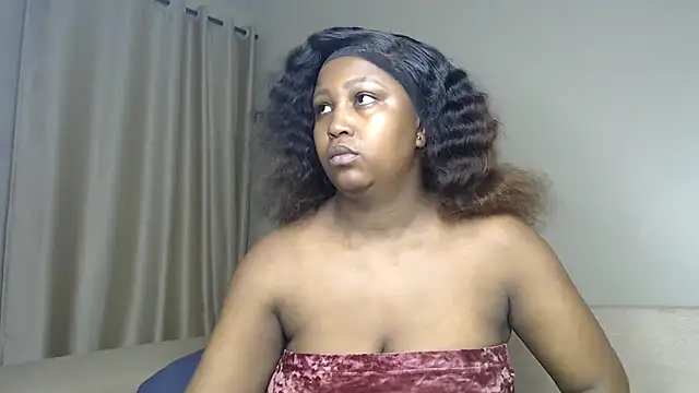 NIKKIE LOVE online show from October 14, 2025, 1:50 am