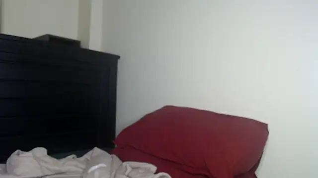 Snapshot of NIKKIE_LOVE chatting on May 12, 2026, 5:32 pm NIKKIE LOVE online show from May 12, 2026, 5:32 pm