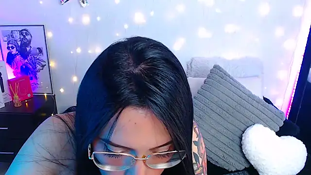 Snapshot of Isa_Maiden1 chatting on June 2, 2026, 5:48 pm Isa Maiden1 online show from June 2, 2026, 5:48 pm