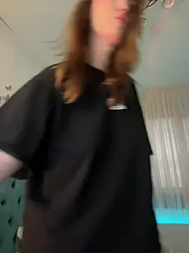  Chlo  e online show from March 23, 2025, 5:21 am