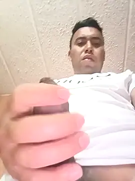 Diego leon27 online show from January 12, 2025, 2:45 am